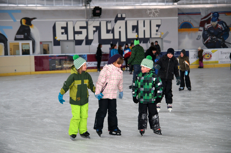 Eislaufen - der Freizeitspaß für die Familie. Die Eissportfläche Greiz